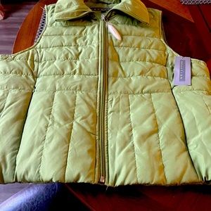 Puffy vest